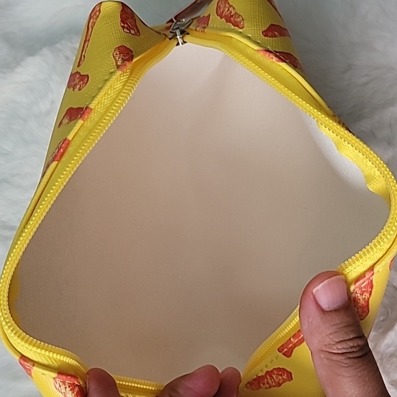 🔥 Flaming Hot Cheetos Make up Bag - Picture 5 of 5